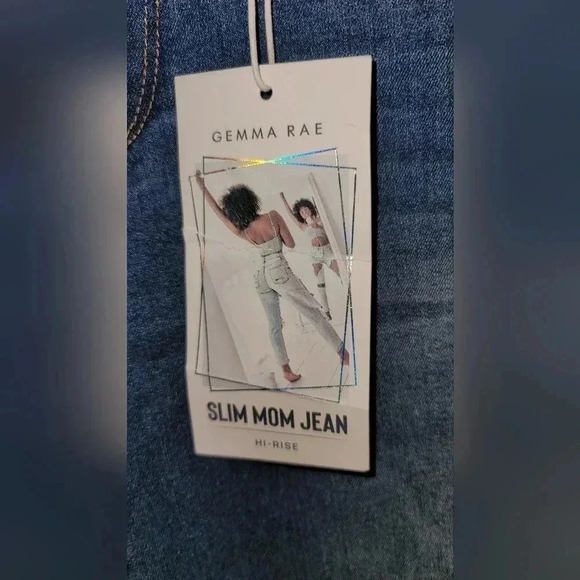 NWT GEMMA Rae Junior's Slim Mom Blue Jeans Size 1 - Picture 3 of 4